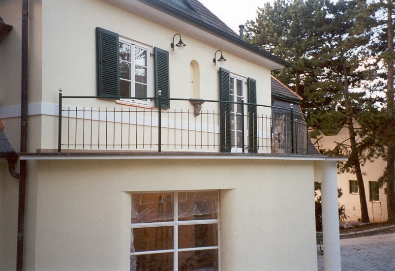 EXTERIROV PRVKY - ZBRADL
